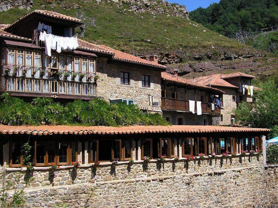 Foto de Barcena Mayor (Cantabria), España