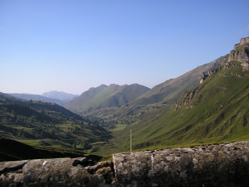 Foto de Portillo de Lunada (Cantabria), España