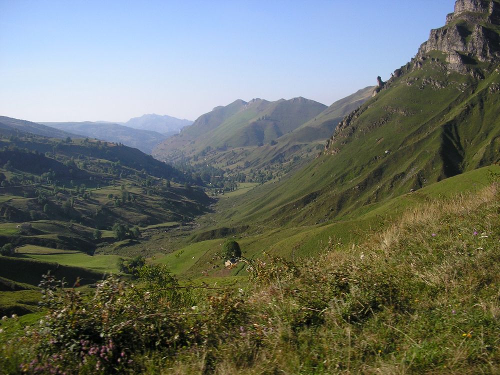 Foto de Portillo de Lunada (Cantabria), España