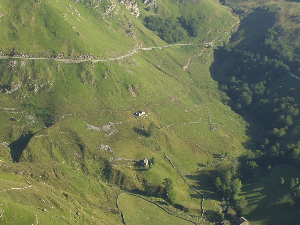 Foto de Portillo de Lunada (Cantabria), España