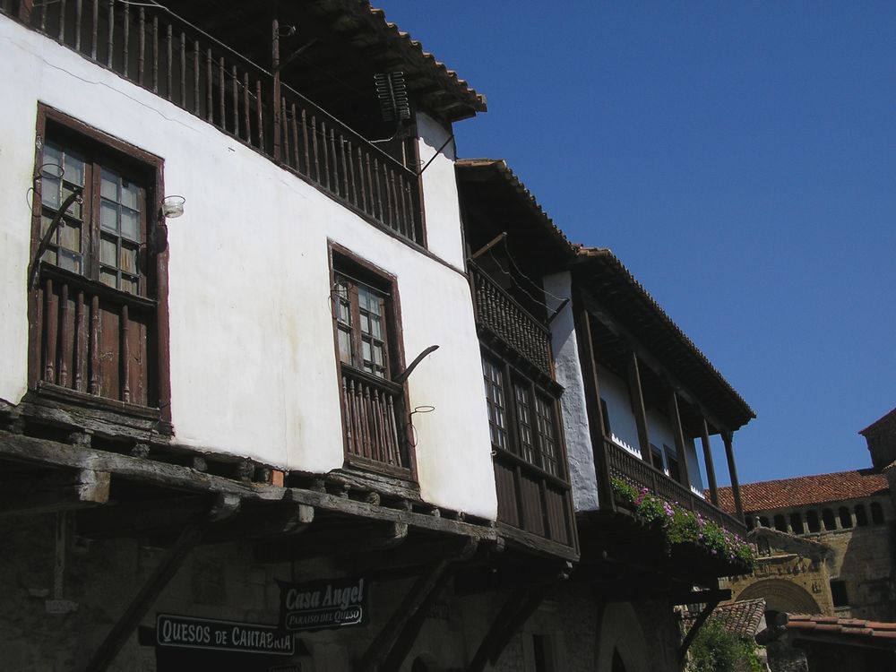 Foto de Santillana del Mar (Cantabria), España