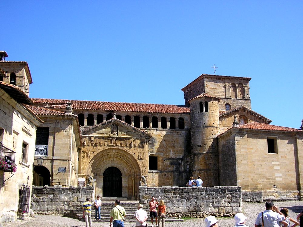 Foto de Santillana del Mar (Cantabria), España