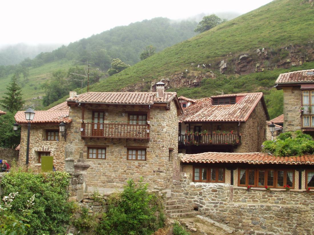 Foto de Barcena Mayor (Cantabria), España