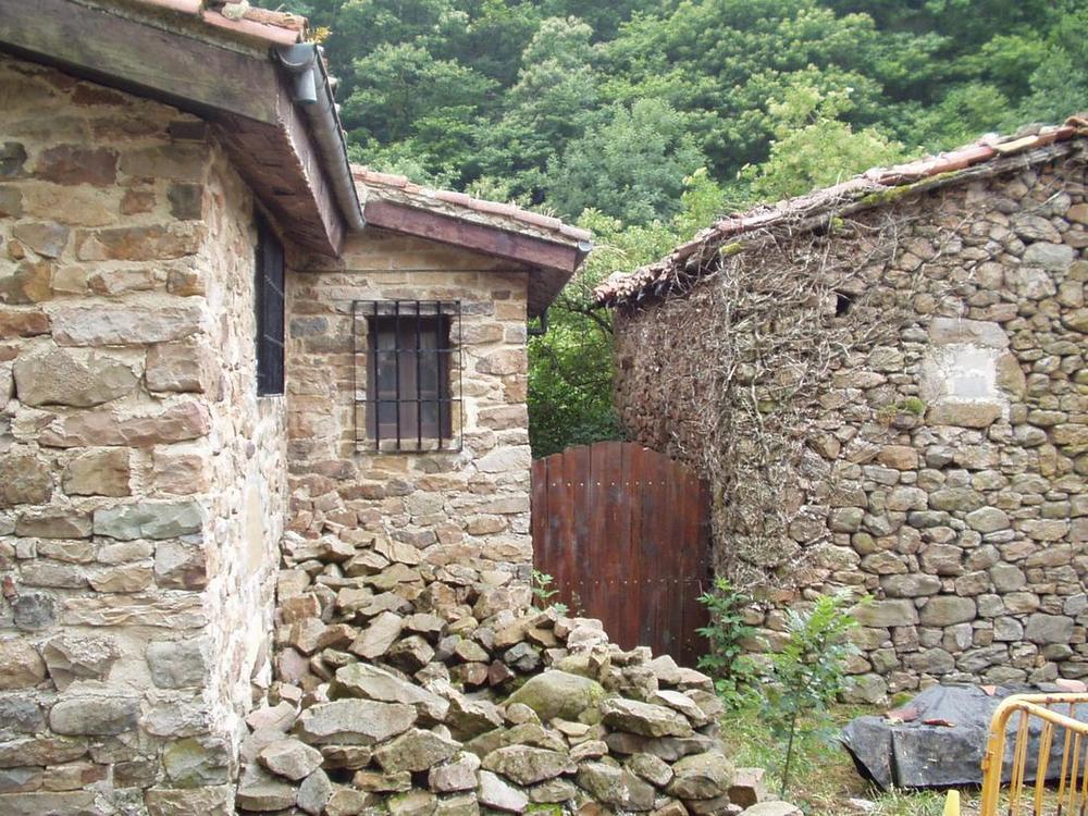 Foto de Barcena Mayor (Cantabria), España