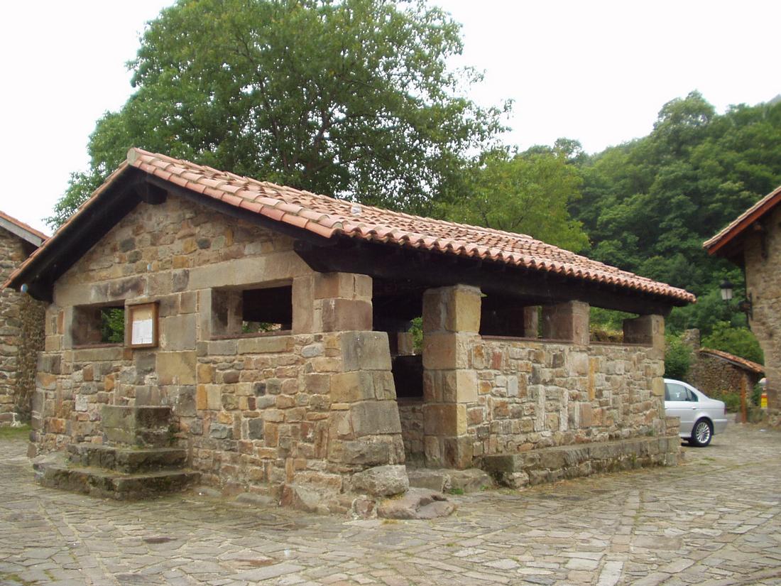 Foto de Barcena Mayor (Cantabria), España