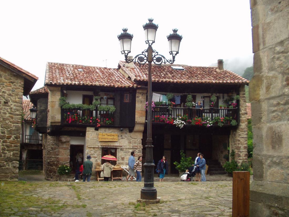 Foto de Barcena Mayor (Cantabria), España