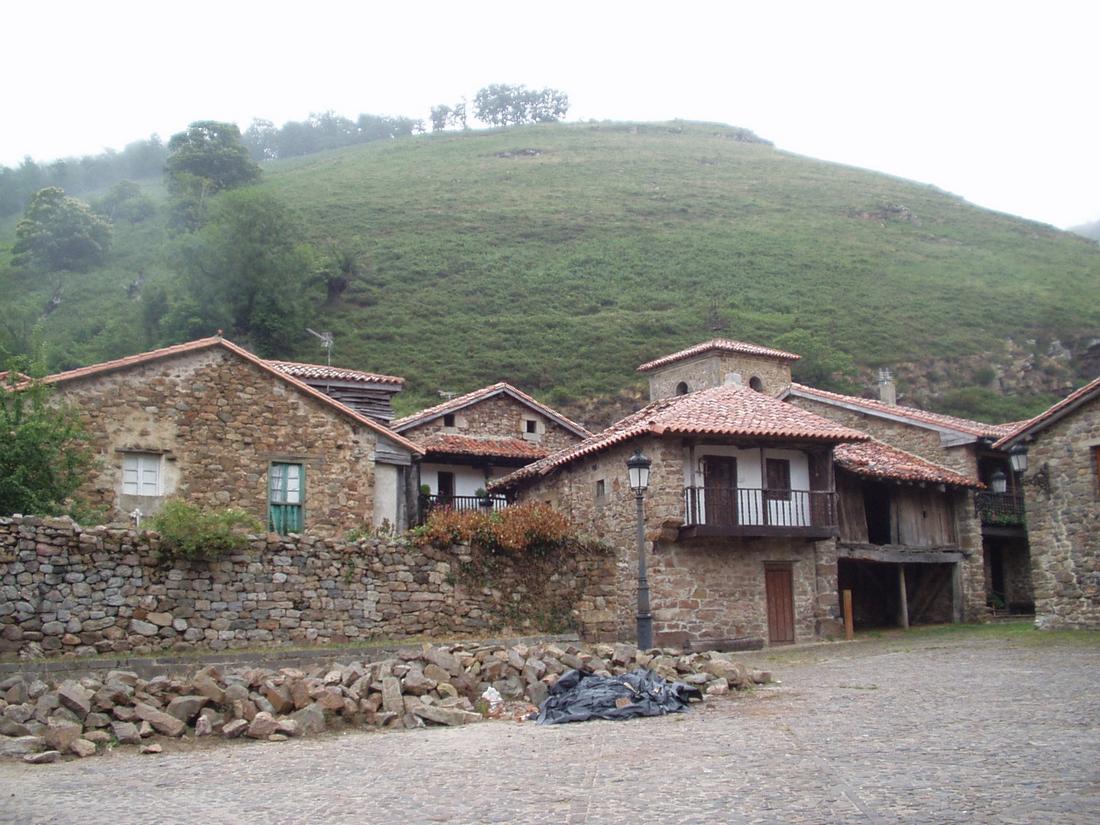 Foto de Barcena Mayor (Cantabria), España