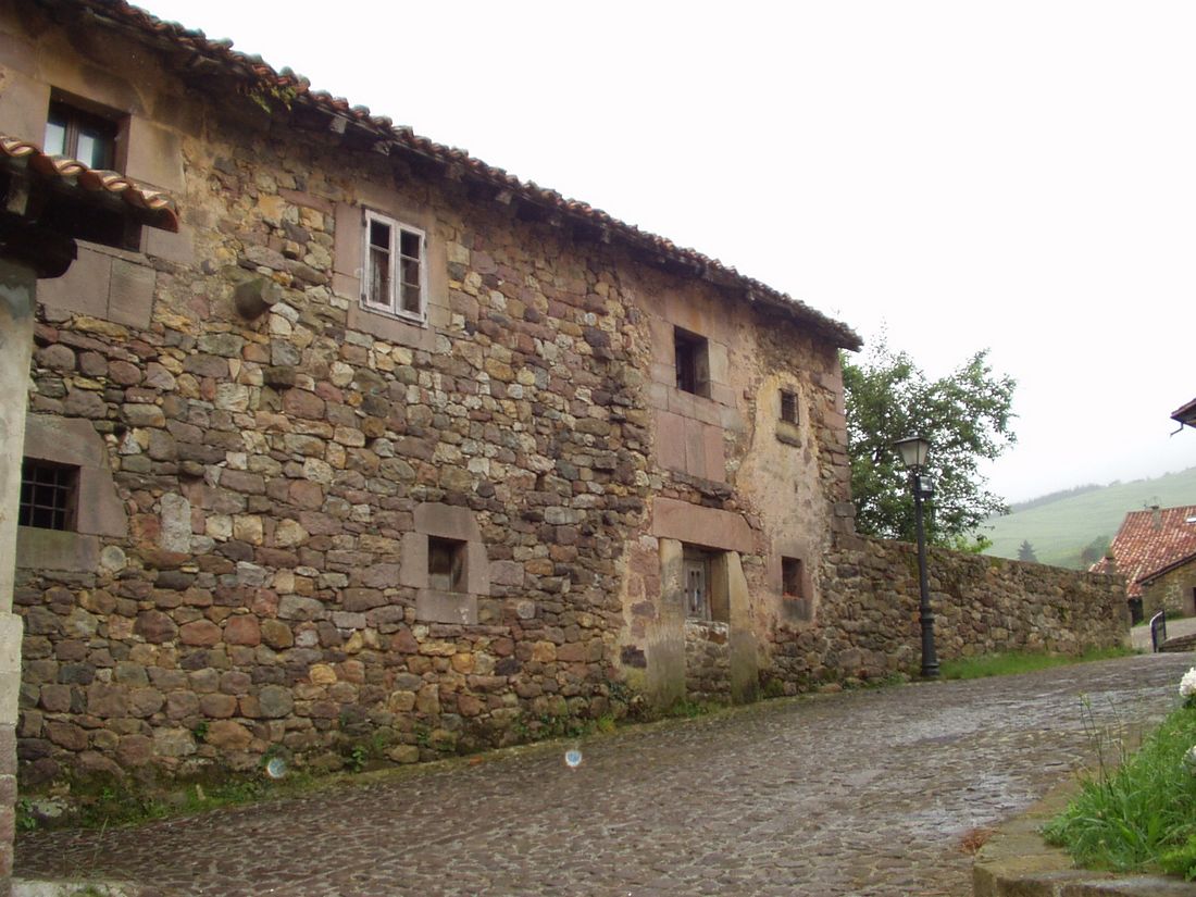 Foto de Carmona (Cantabria), España