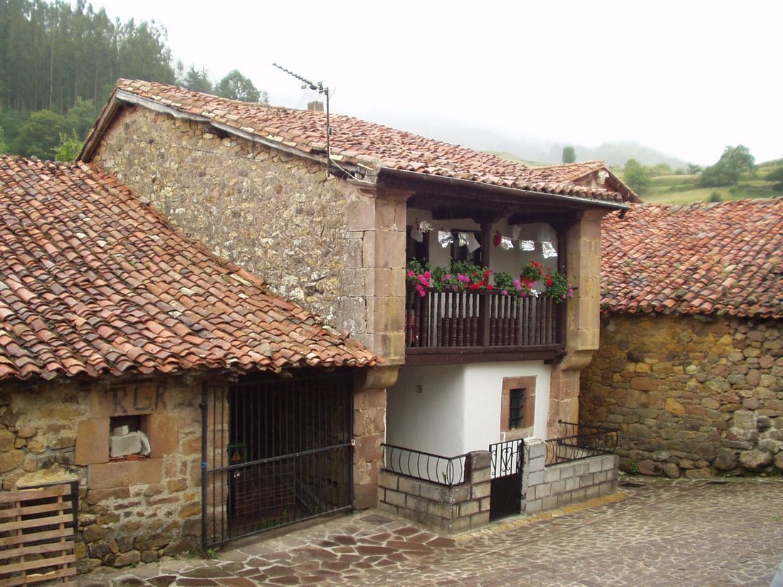 Foto de Carmona (Cantabria), España