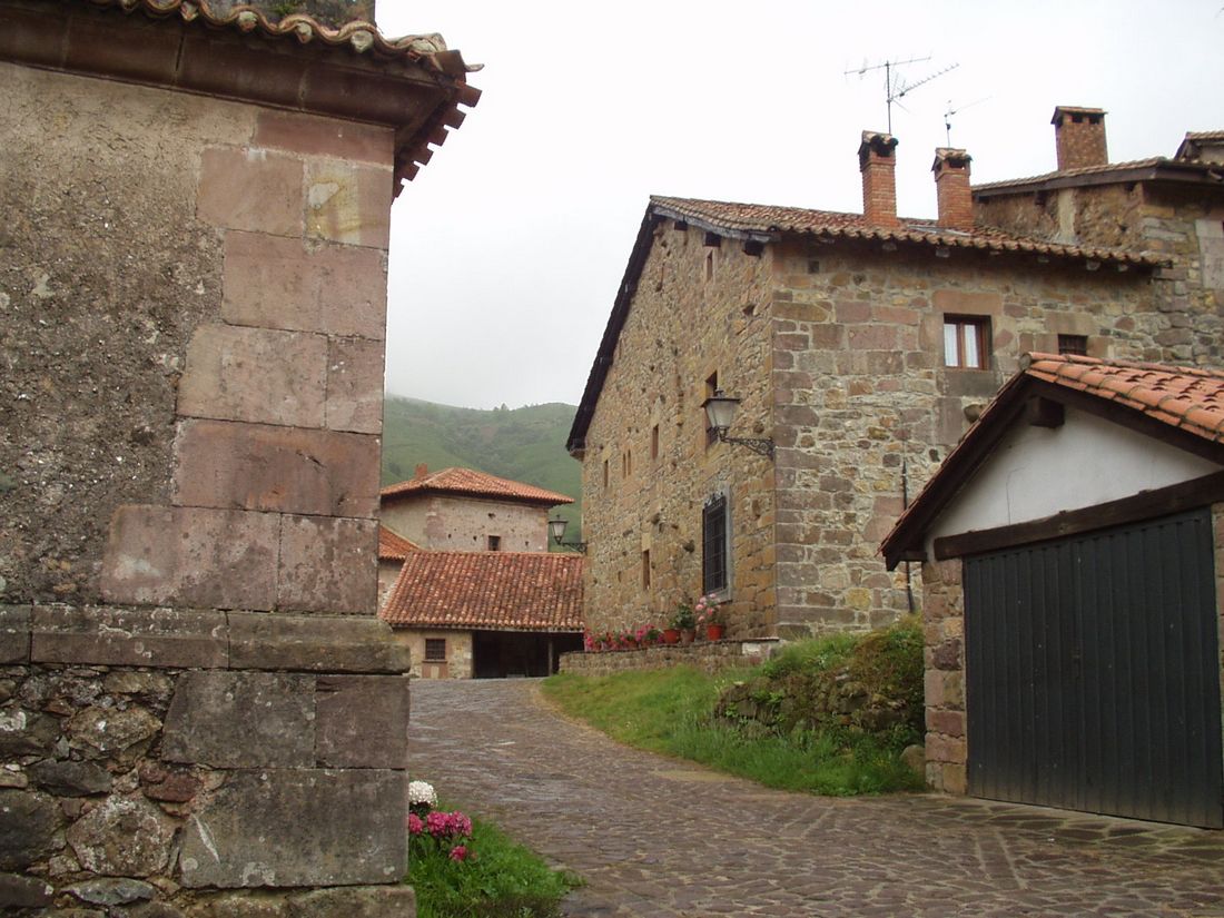 Foto de Carmona (Cantabria), España