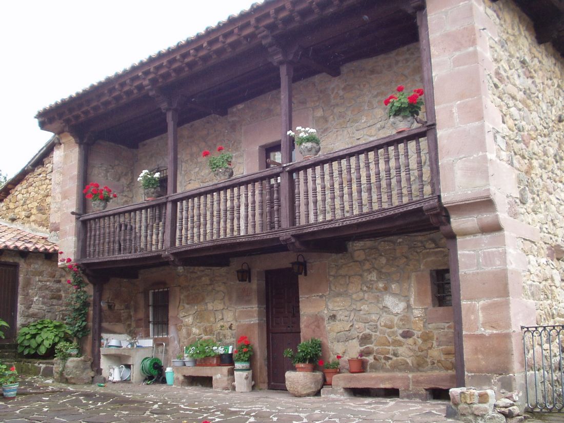 Foto de Carmona (Cantabria), España