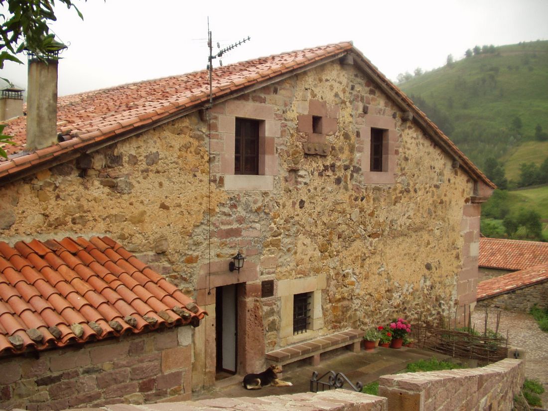 Foto de Carmona (Cantabria), España