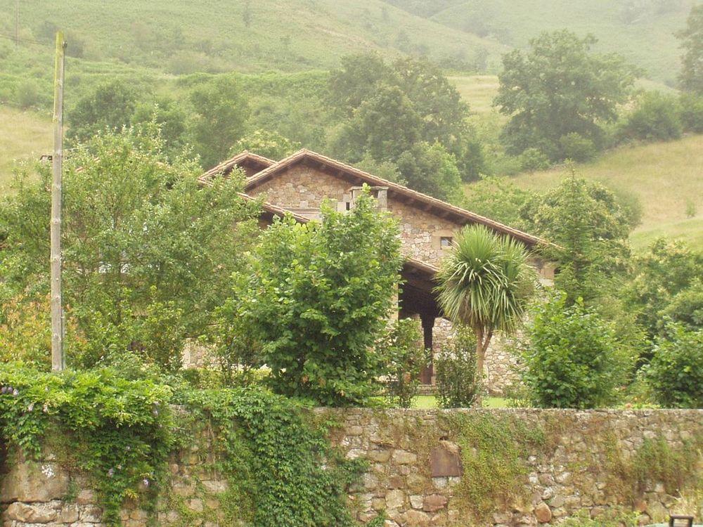 Foto de Carmona (Cantabria), España