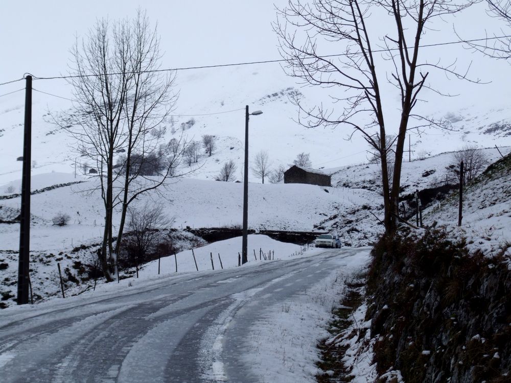 Foto de Portillo de Lunada (Cantabria), España