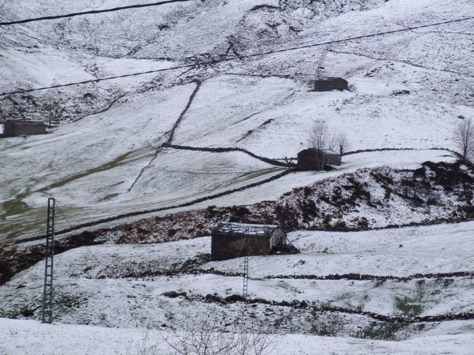 Foto de Portillo de Lunada (Cantabria), España