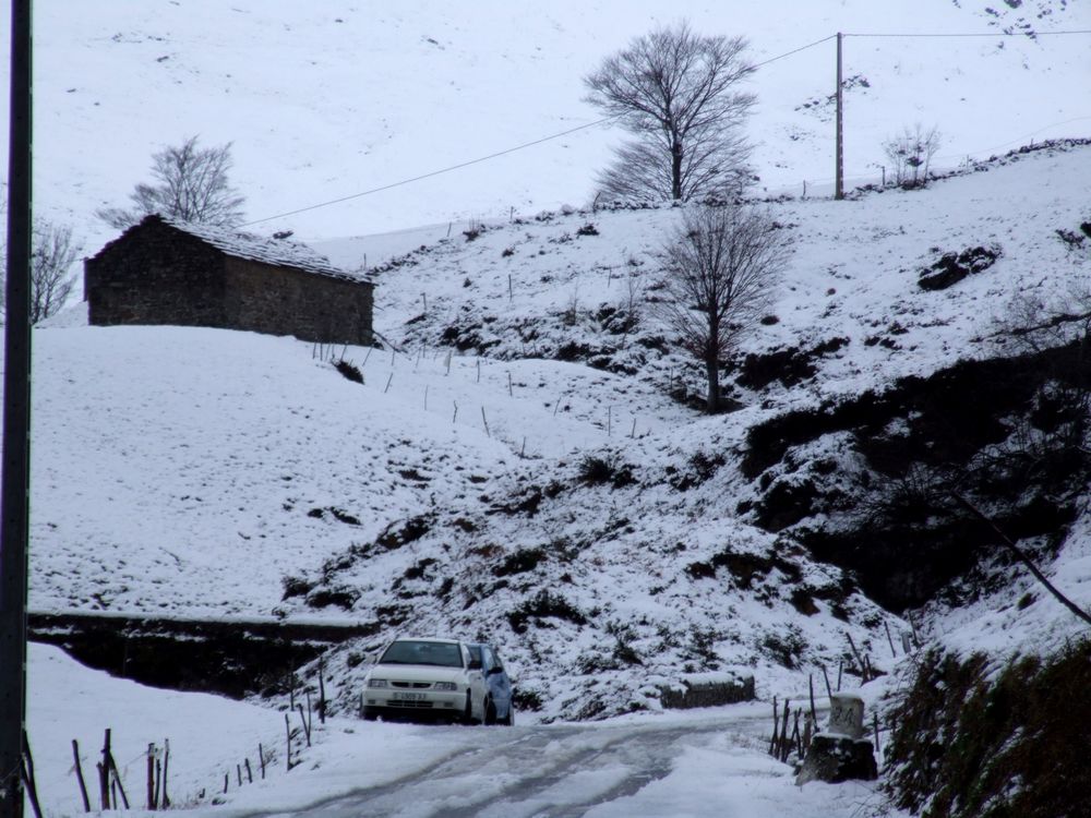 Foto de Portillo de Lunada (Cantabria), España