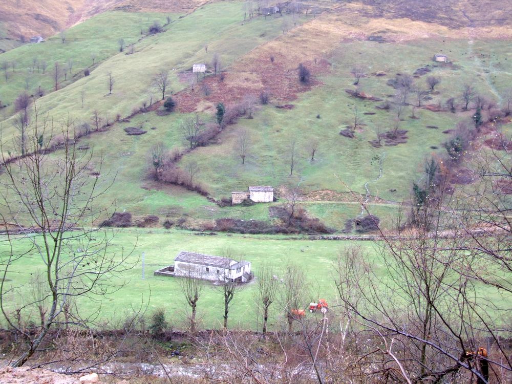 Foto de San Roque de Rio Miera (Cantabria), España