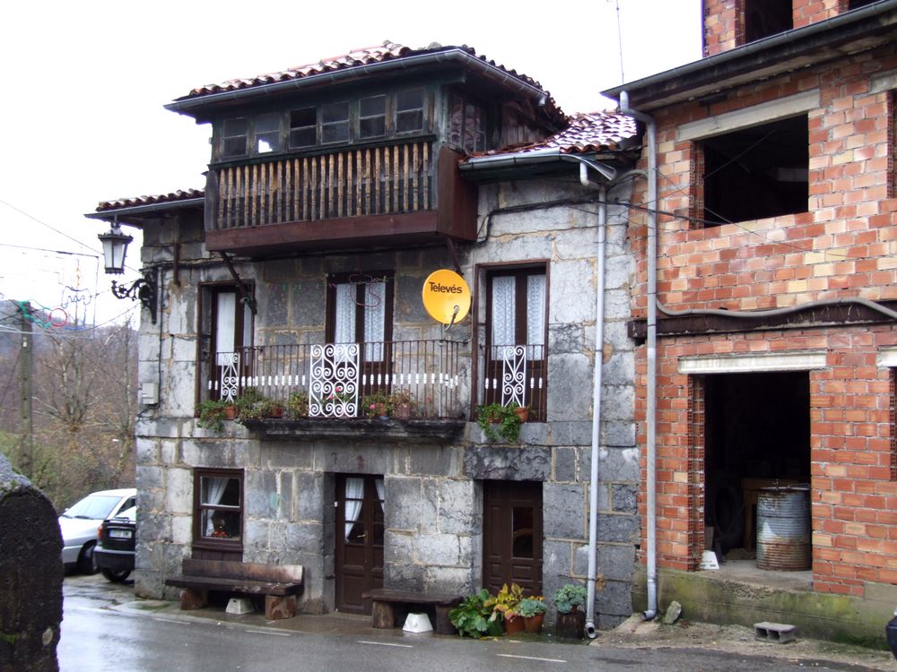 Foto de San Roque de Rio Miera (Cantabria), España