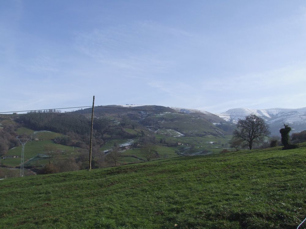 Foto de Lloreda de Cayon (Cantabria), España