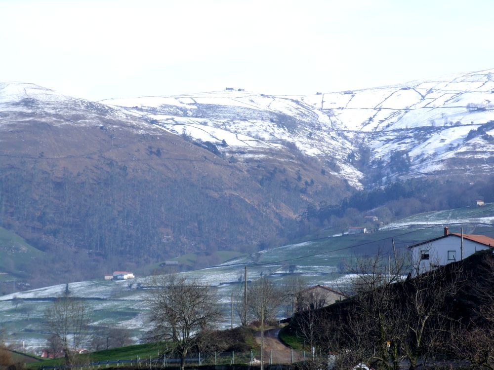 Foto de Esles de Cayon (Cantabria), España