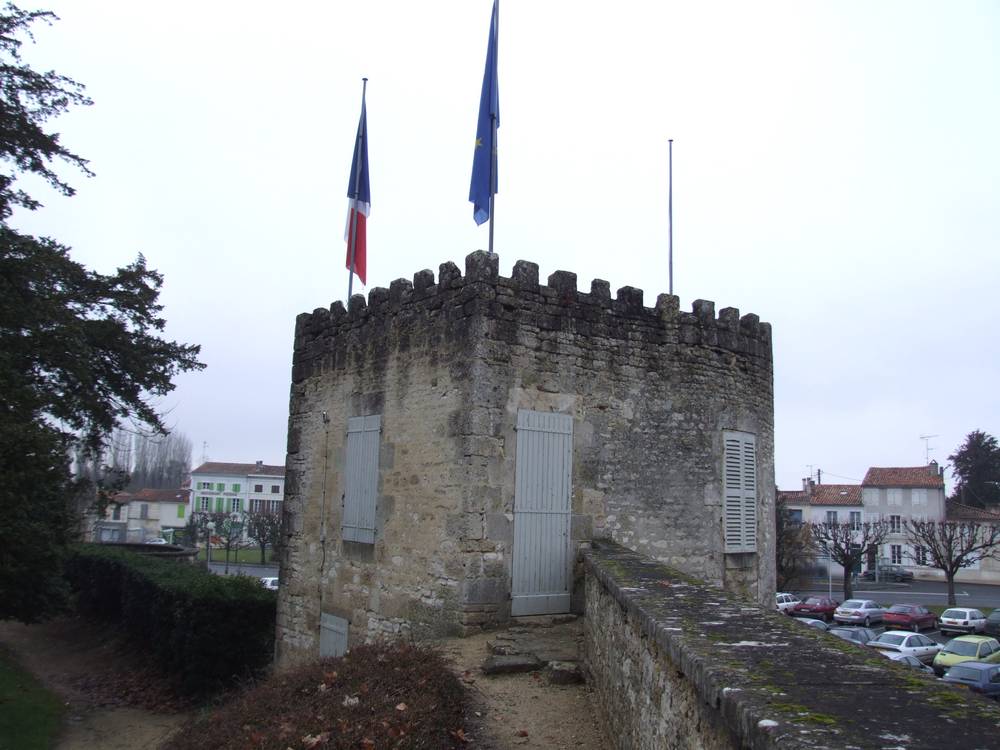 Foto de Surgeres (Francia), Francia