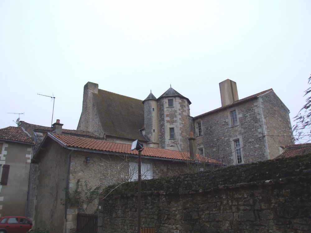 Foto de Nouaille Maupertuis (Francia), Francia