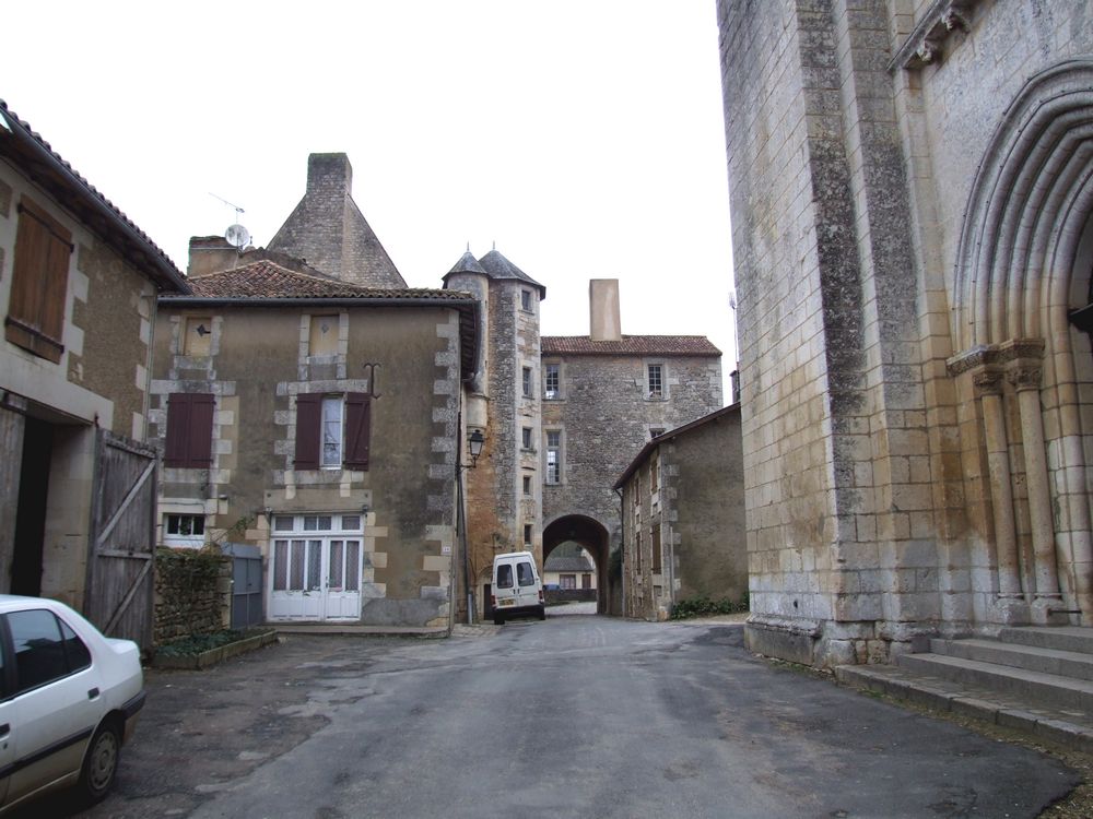 Foto de Nouaille Maupertuis (Francia), Francia