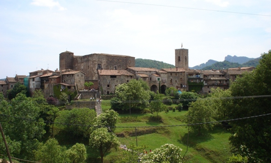 Foto de Santa Pau (Girona), España