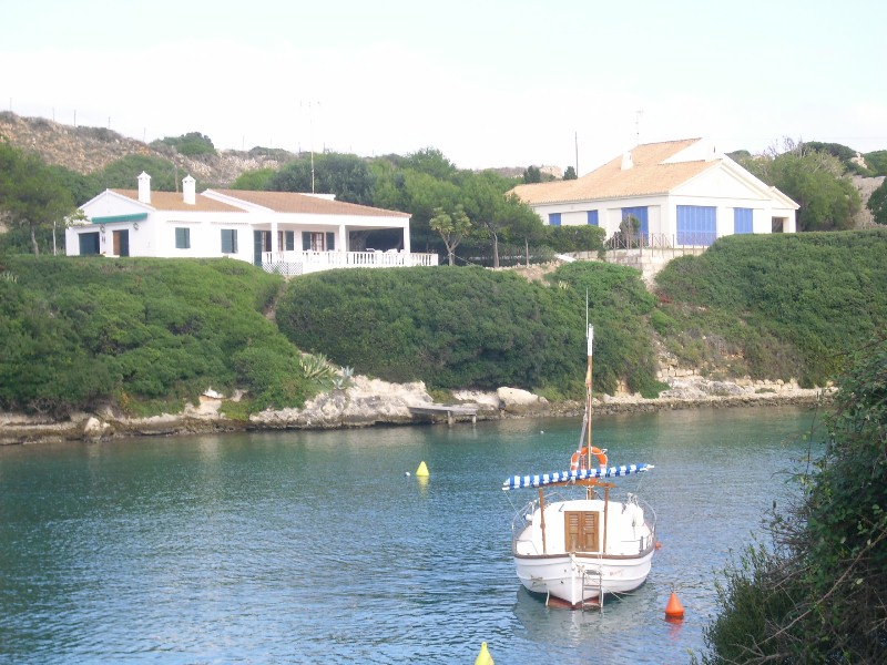 Foto de Cala Sant Esteve - Menorca (Illes Balears), España