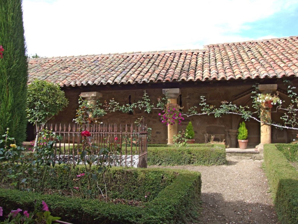 Foto de San Martin de Elines (Cantabria), España