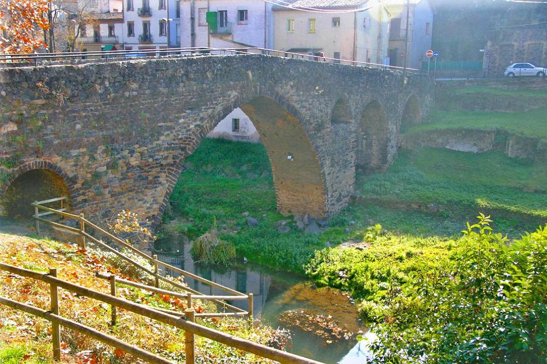 Foto de Sant Joan les Fonts (Girona), España