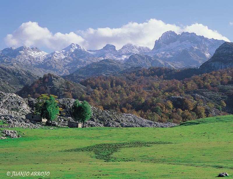 Foto de Cangas de Onís (Asturias), España