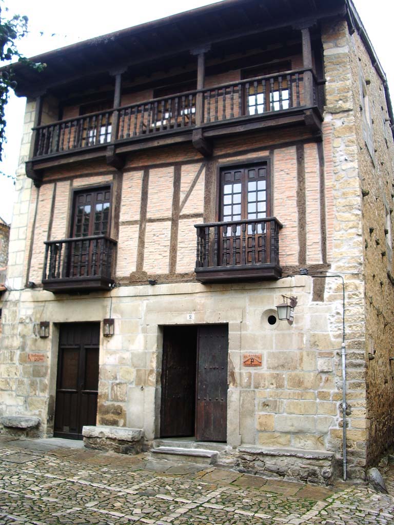 Foto de Santillana del Mar (Cantabria), España