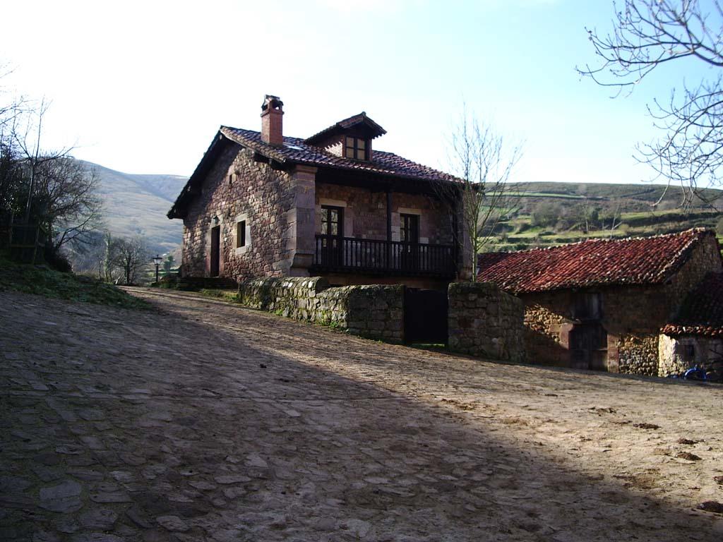 Foto de Carmona (Cantabria), España