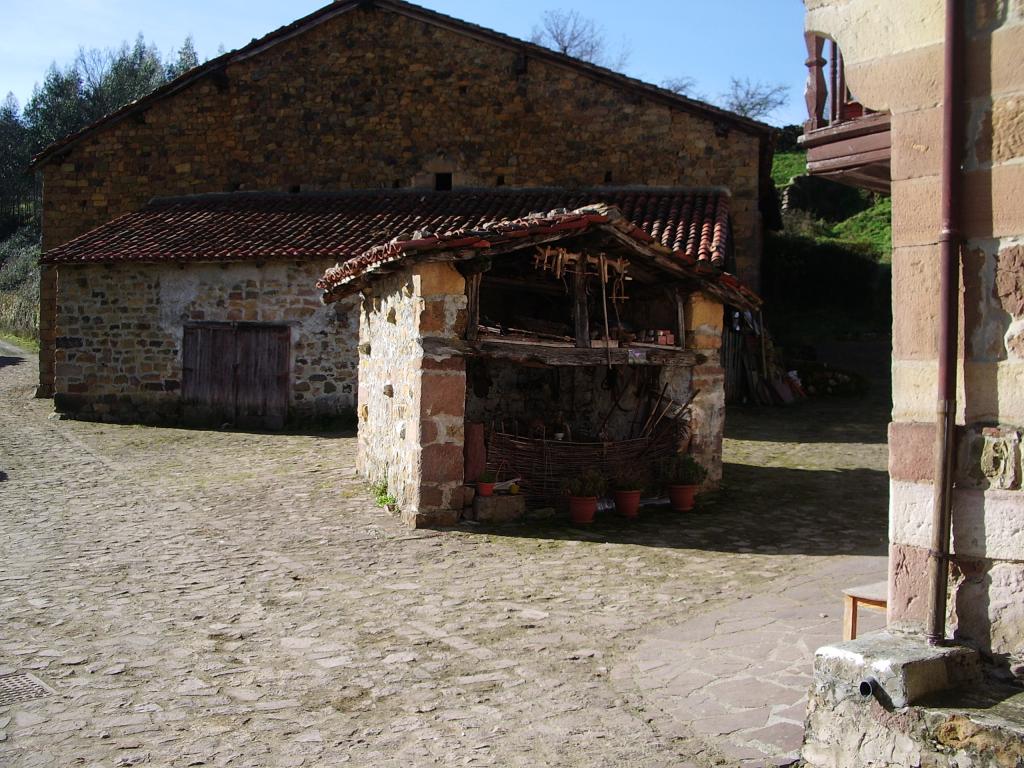 Foto de Carmona (Cantabria), España