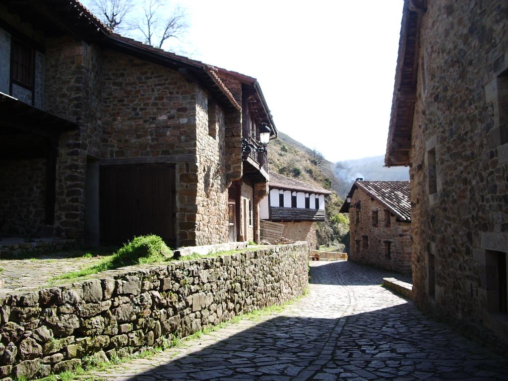 Foto de Bárcena Mayor (Cantabria), España