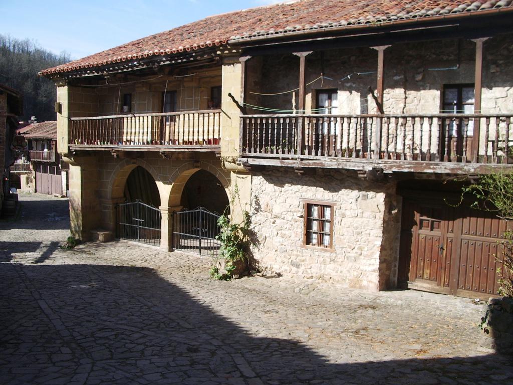 Foto de Bárcena Mayor (Cantabria), España