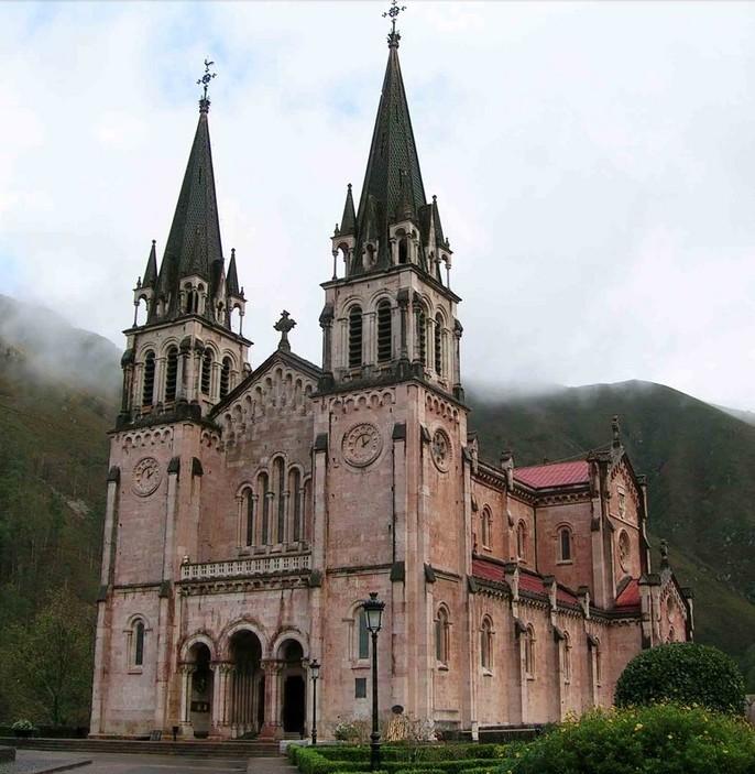 Foto de Covadonga (Asturias), España