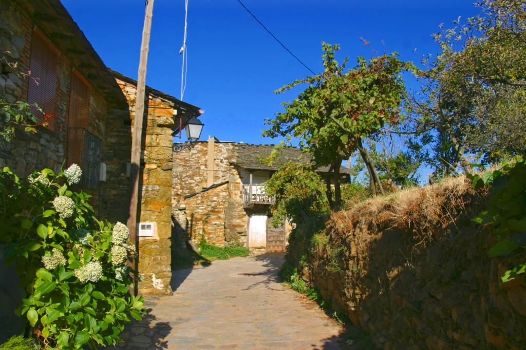 Foto de Santa Cruz de los Cuérragos (Zamora), España