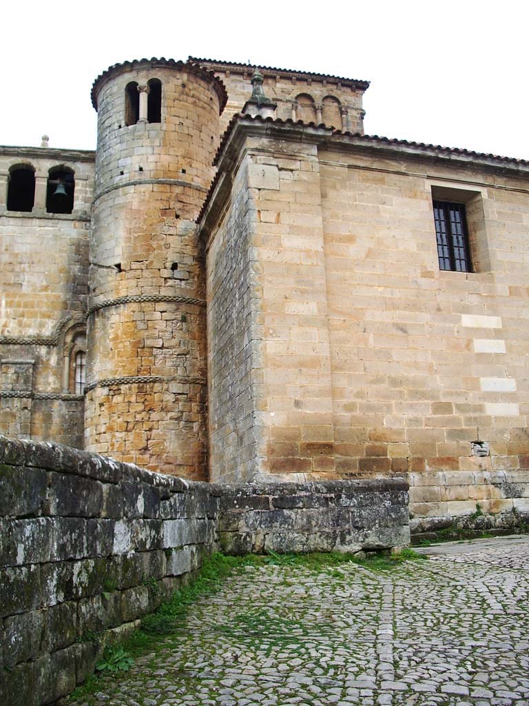 Foto de Santillana del Mar (Cantabria), España