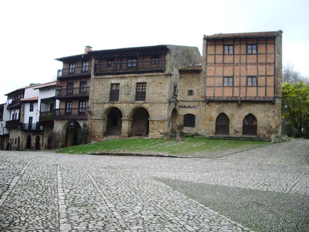 Foto de Santillana del Mar (Cantabria), España