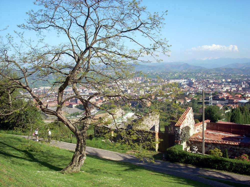 Foto de Oviedo (Asturias), España