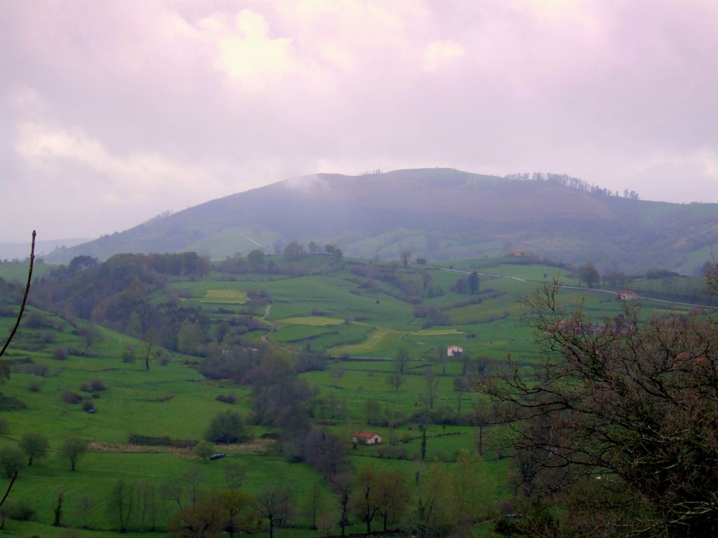 Foto de Esles de Cayon (Cantabria), España