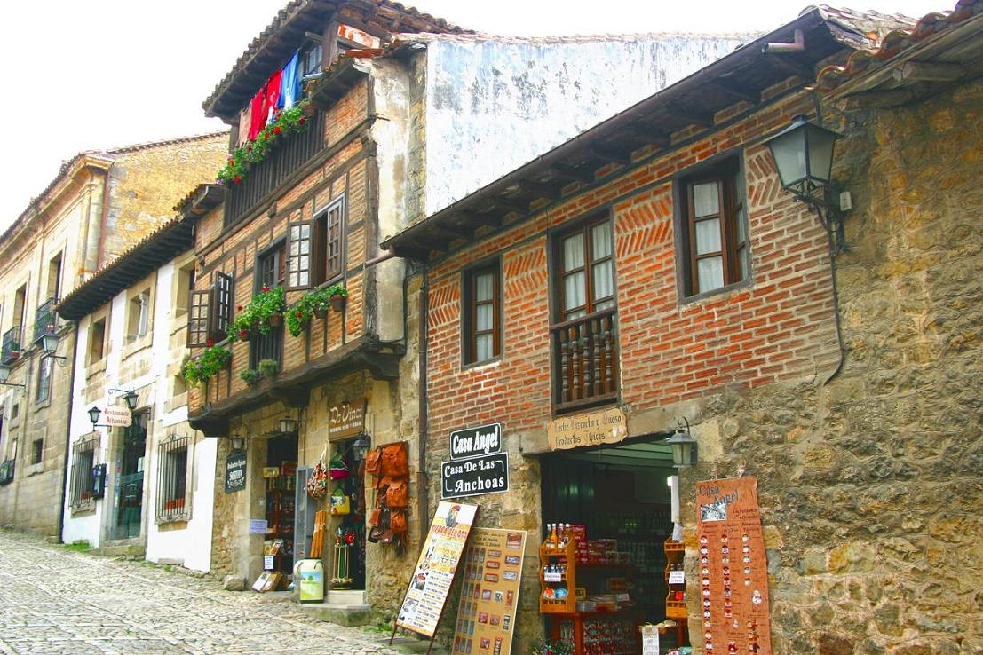 Foto de Santillana del Mar (Cantabria), España