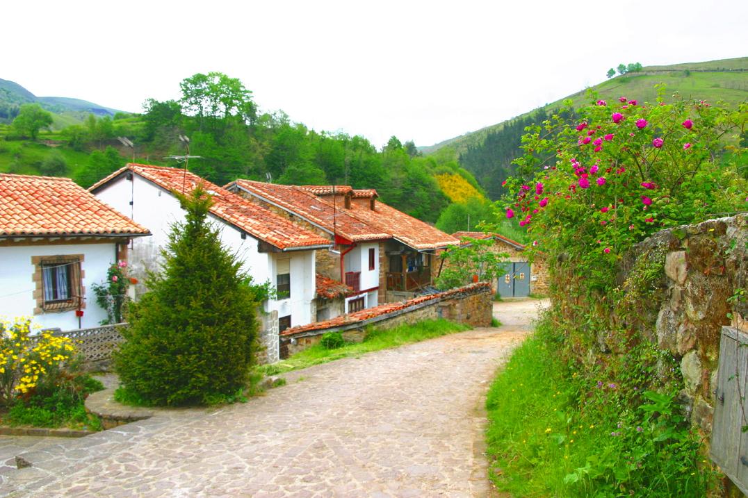 Foto de Carmona (Cantabria), España