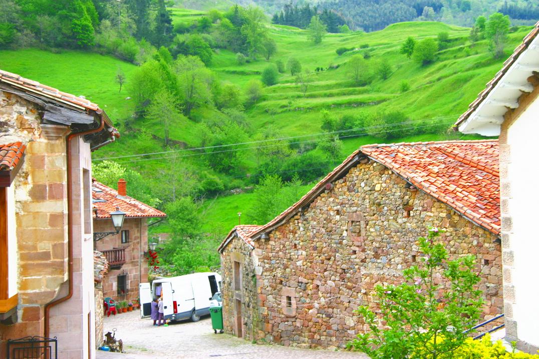 Foto de Carmona (Cantabria), España