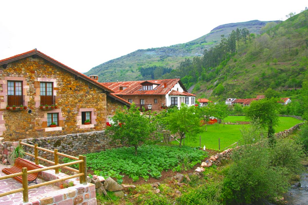 Foto de Carmona (Cantabria), España