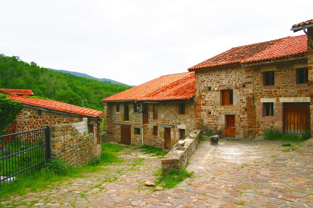 Foto de Bárcena Mayor (Cantabria), España