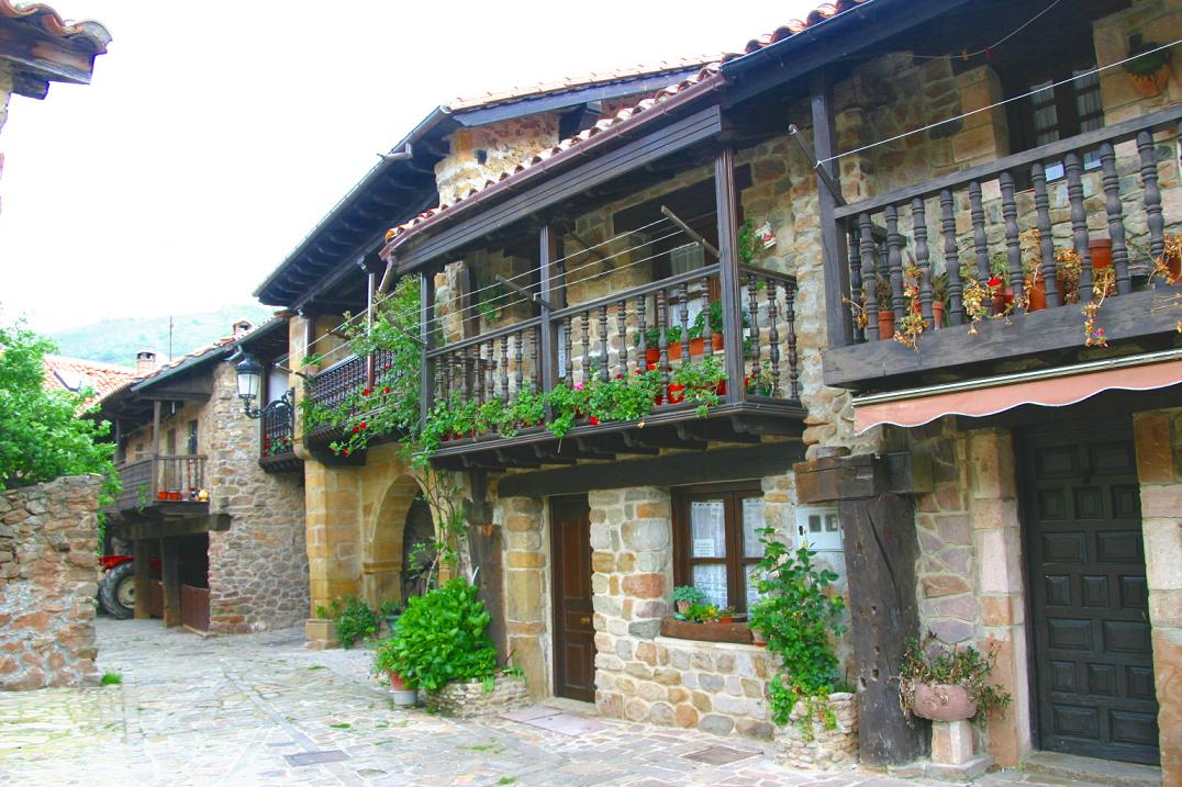 Foto de Bárcena Mayor (Cantabria), España