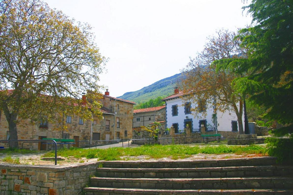 Foto de San Martín de Elines (Cantabria), España